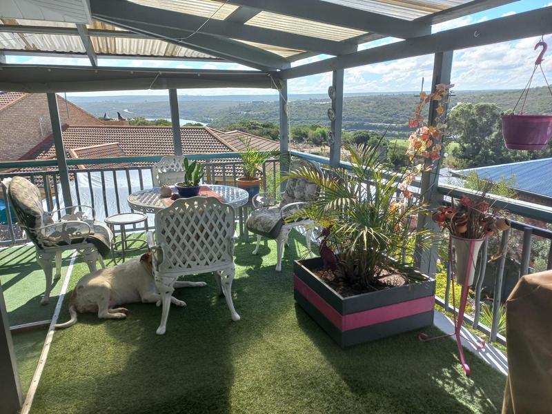 3 Bedroom Property for Sale in Stilbaai Wes Western Cape